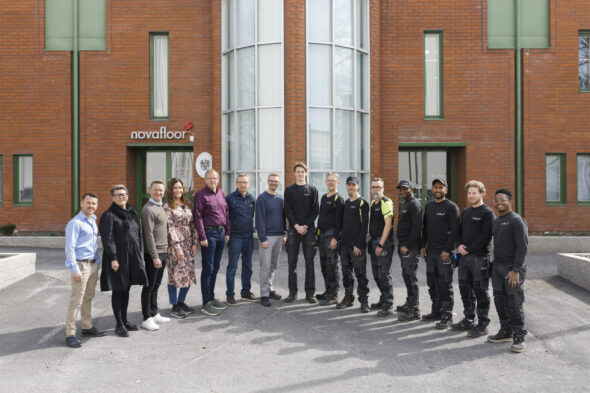 Omat polut johtivat maailmanluokan lattioihin